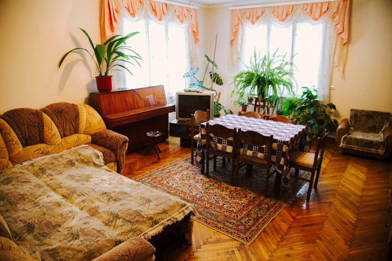 Zabava Daire Yaremche Dış mekan fotoğraf